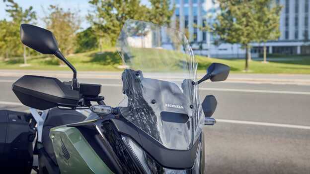 Nc750X 4 C2 R (1)